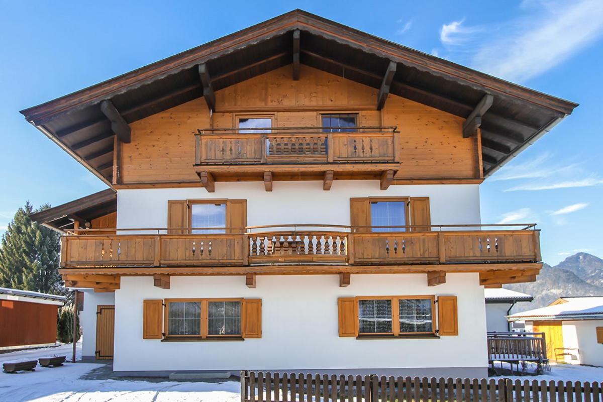 Ferienhaus Resi & Obermoser Kössen 客房 照片